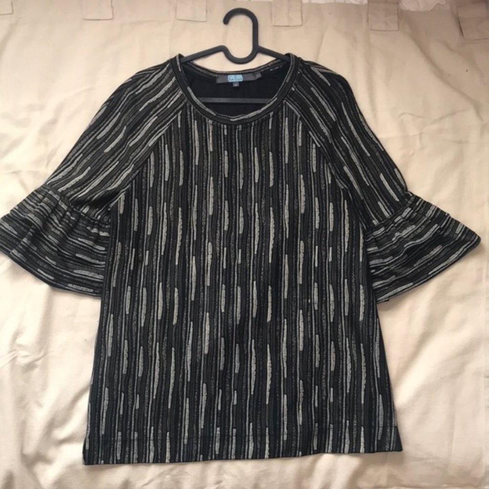 Anthropologie Eva Franco Bell Sleeve SparkleTop M